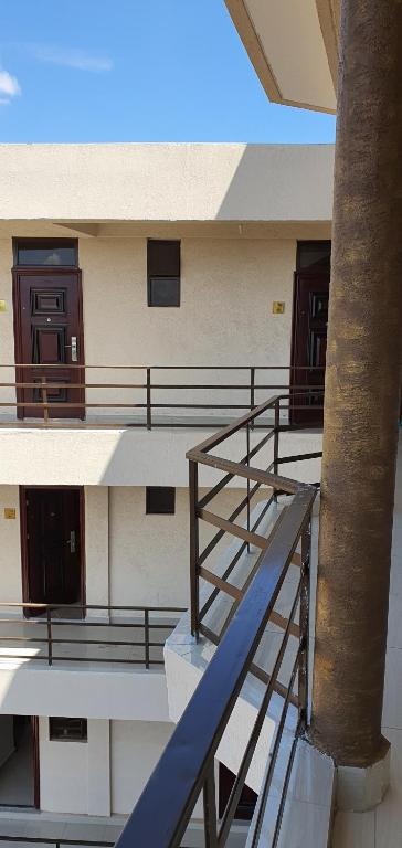 Un balcón o terraza de Walabi Mara Hotel