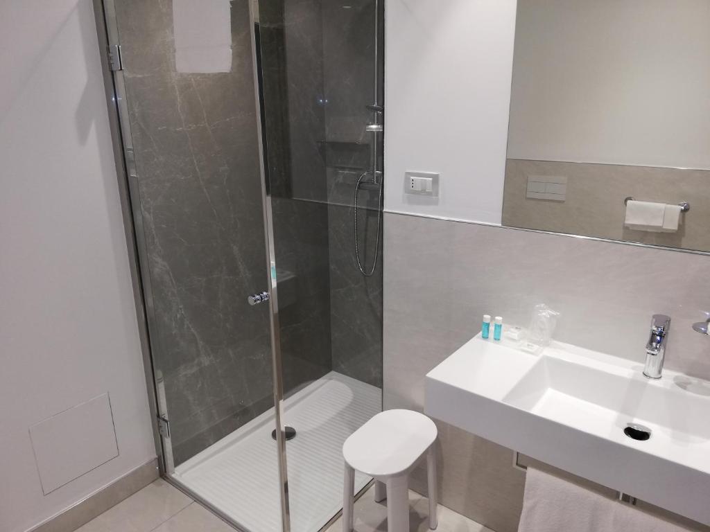 Łazienka w obiekcie Novo Hotel Rossi