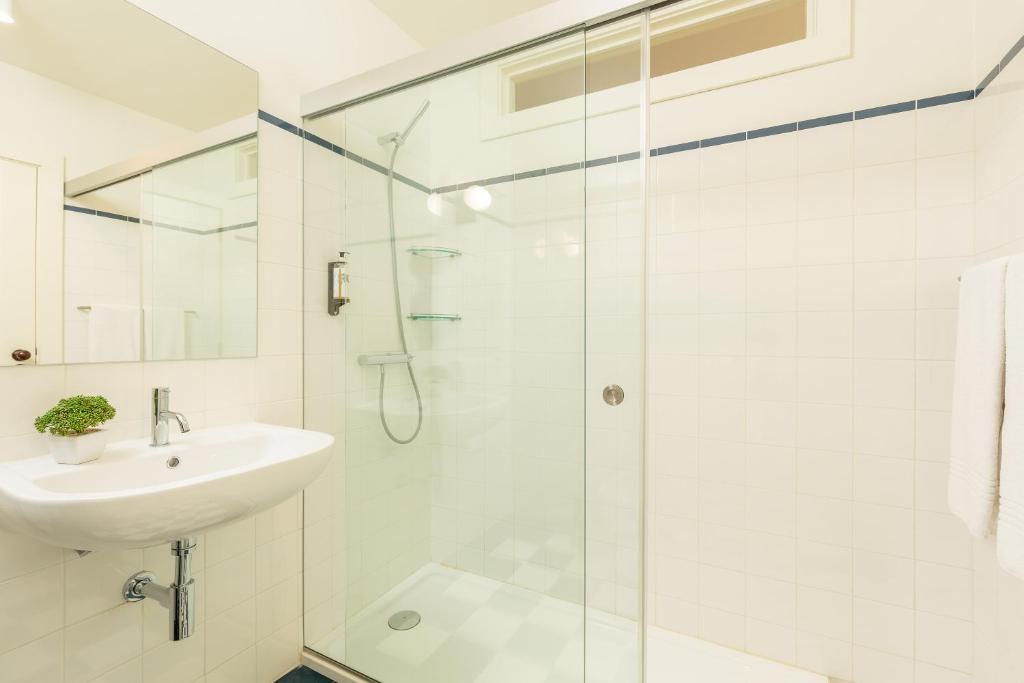 YOUROPO - Flores - 11