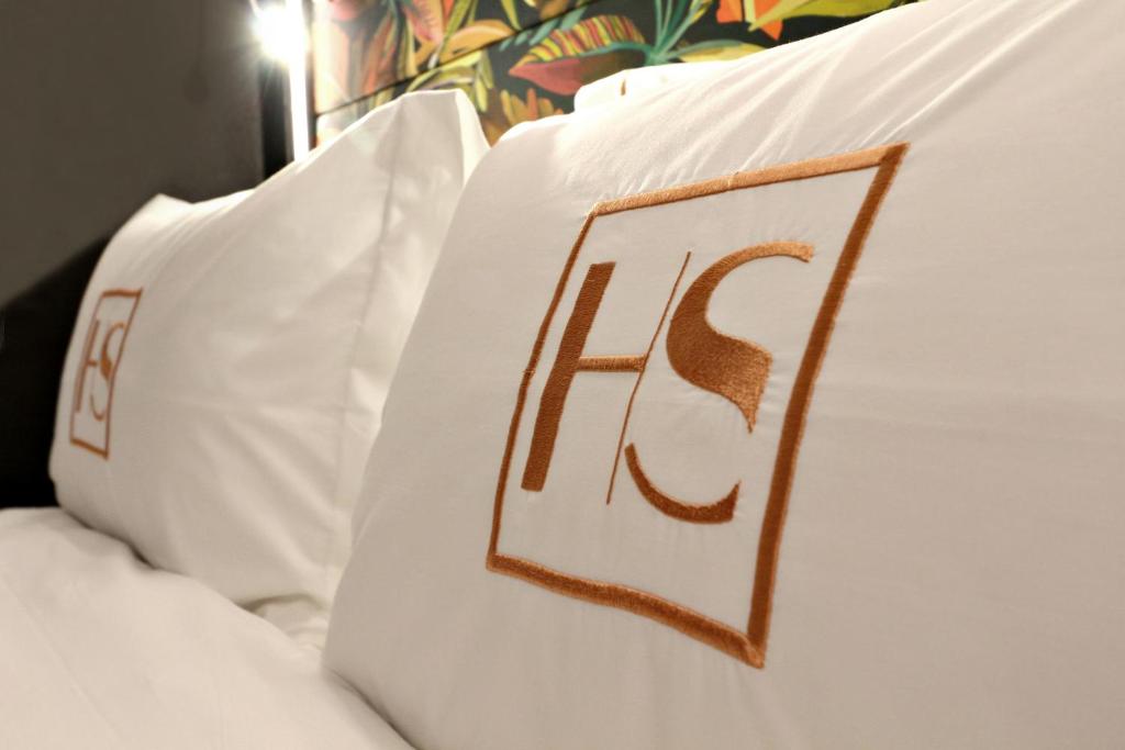 رزرو هتل و هاستل، HOTEL SKY کیپ تاون, 09197245267