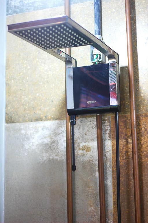  Piracicaba IndustriaI Moderno com Jacuzzi 2 pessoa