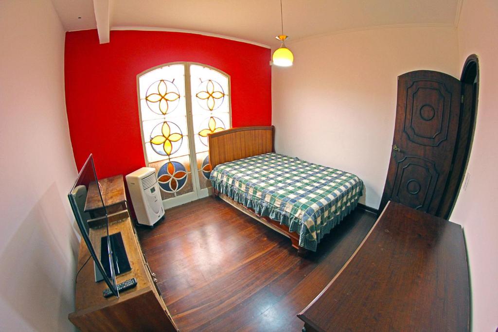  Jacuzzi Piracity House (Industrial Modern) 4 peopl