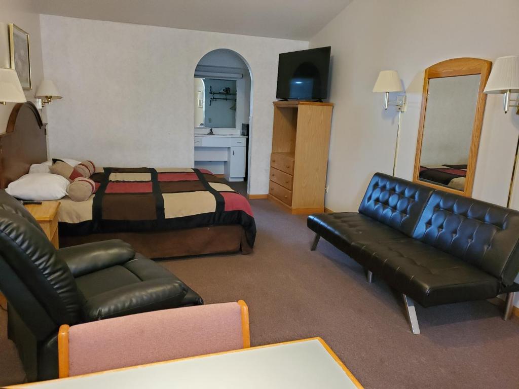 Bryan Inn - Deluxe King Room