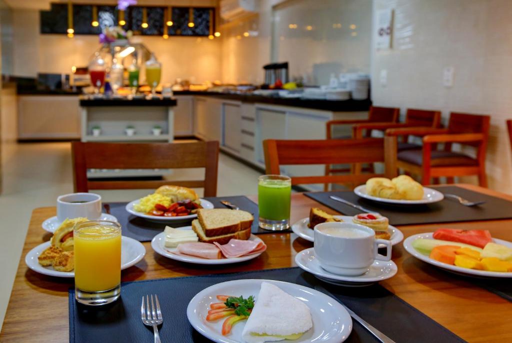  Novares Hotel