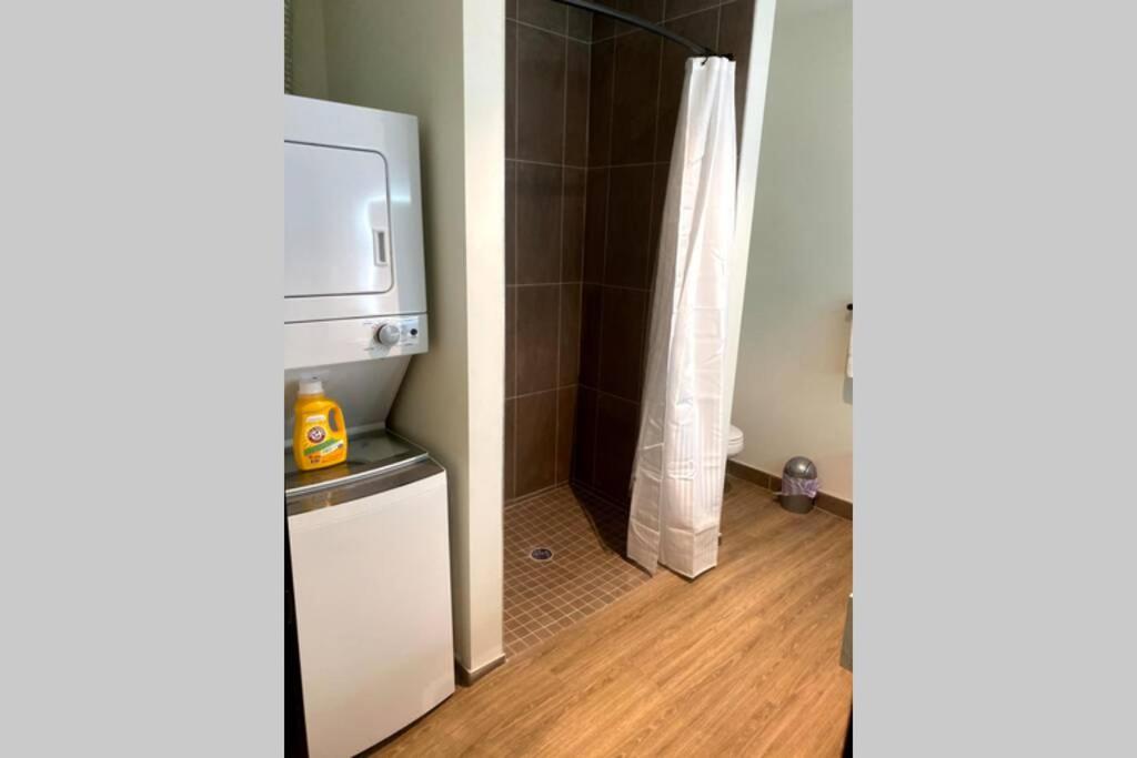 Kuchyň nebo kuchyňský kout v ubytování 3E-*New* 5 min to UPMC Shadyside, sleeps 4