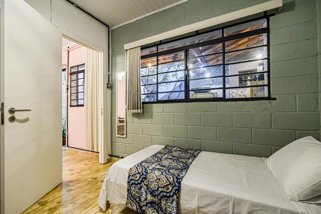  Casa com WiFi a 10min do metro Marechal Deodoro