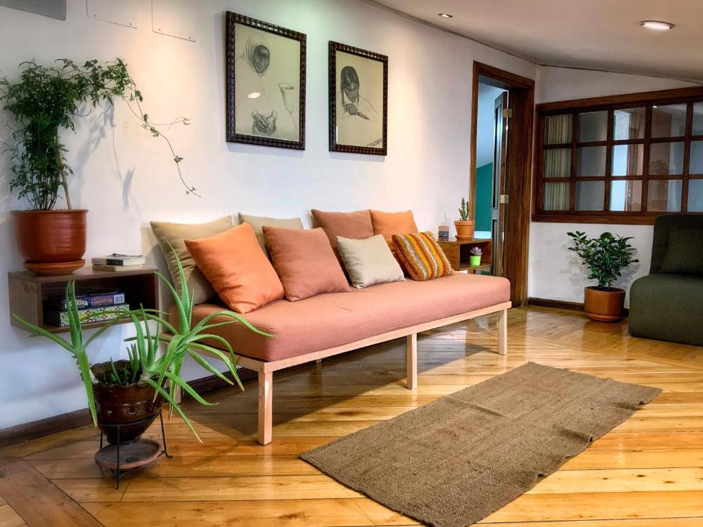Posezení v ubytování Ñañas Hostel