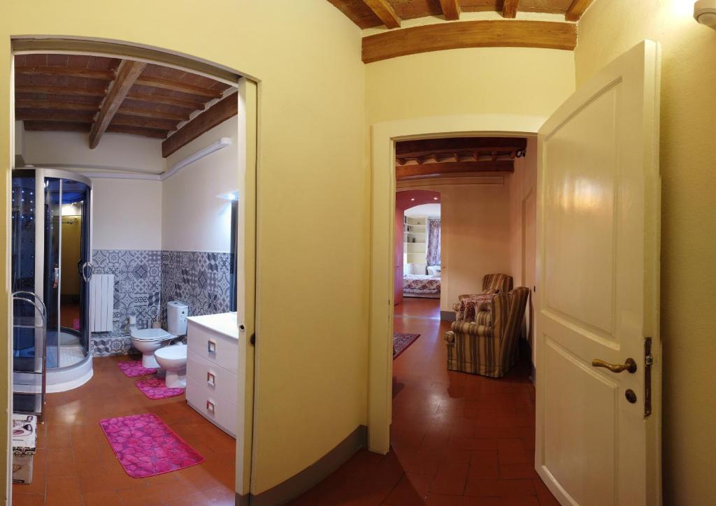 Koupelna v ubytování B&B Attico sulla Torre