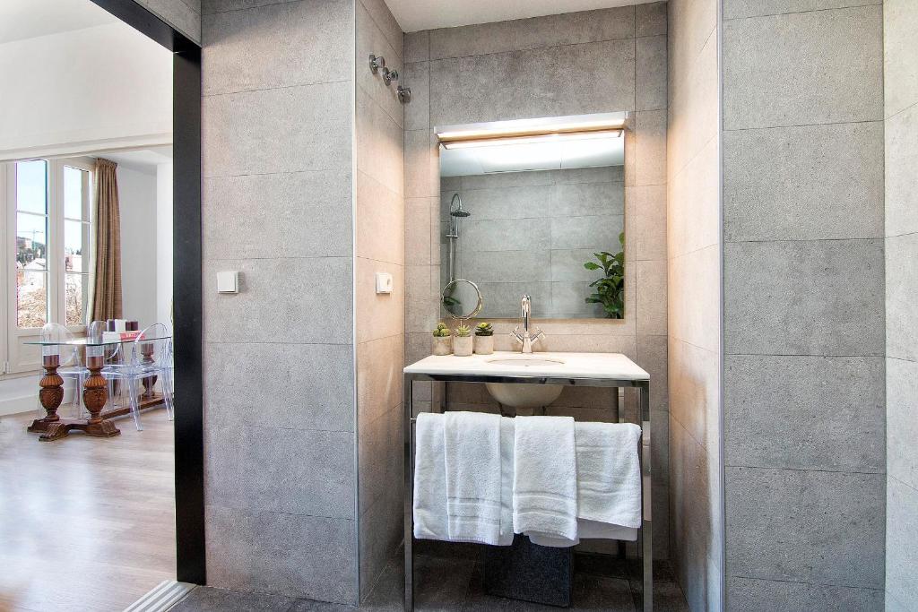 Granada Luxury Apartments - 15