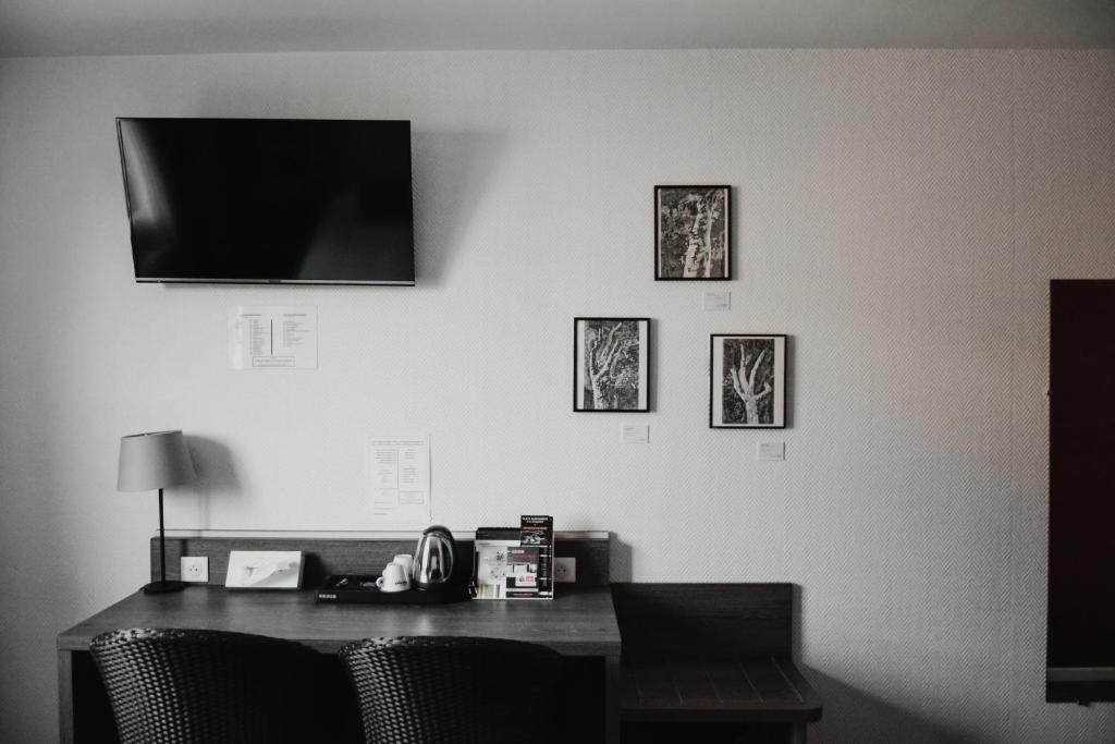 Hôtel PRADO avec Parking - Proche Zénith - Resim 5