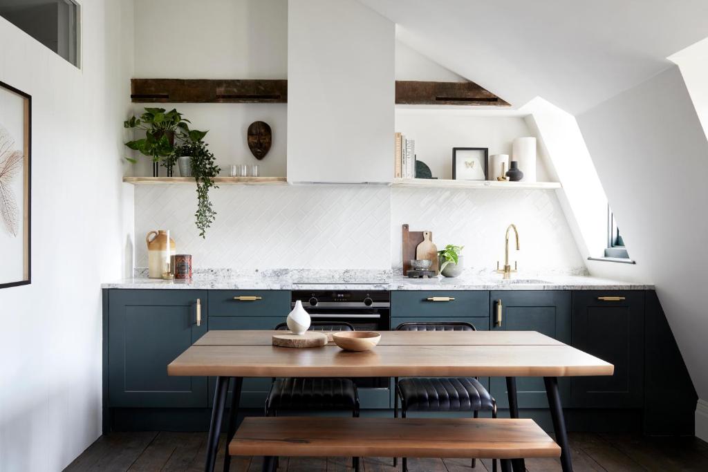 Cosy Loft Apartment - minutes from Angel Tube St. - Apartment