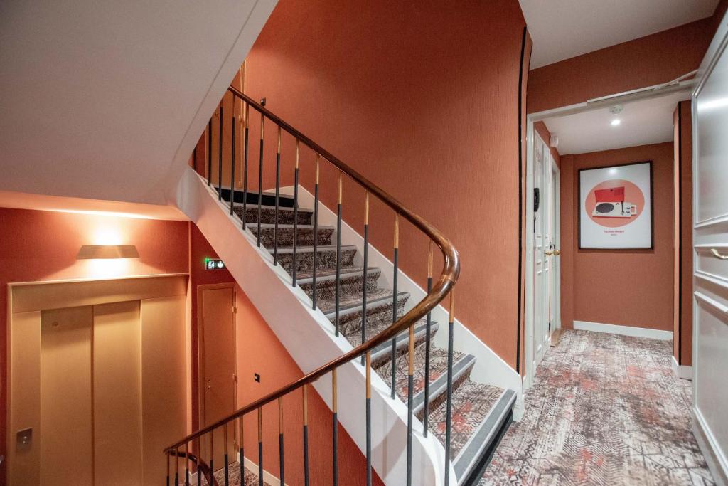 Фотография из галереи Hôtel de L'Esperance в Париже