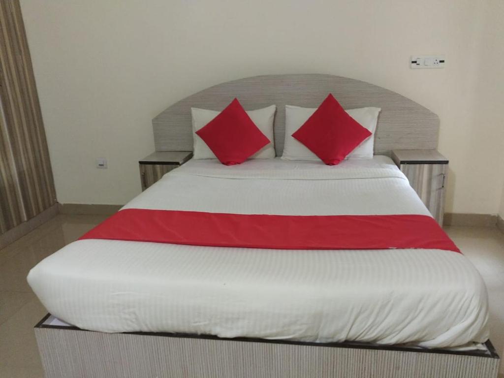 STAYMAKER Srinivasa Residency - Housity