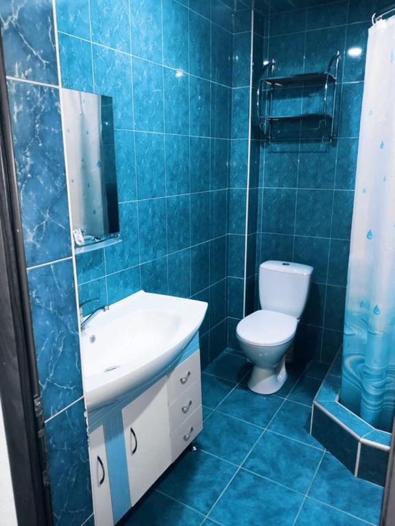 Koupelna v ubytování DDD Hotel
