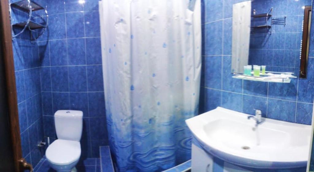 Koupelna v ubytování DDD Hotel