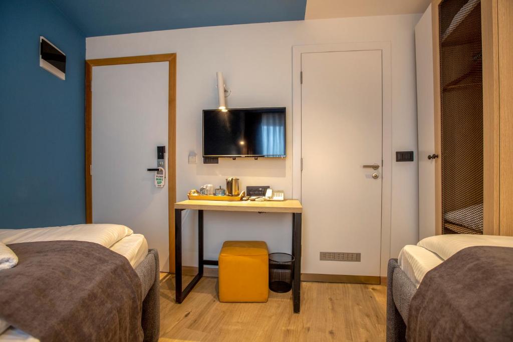 Postel nebo postele na pokoji v ubytování Hotel 4 Llulla