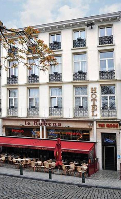 Hotel The Moon - Resim 7