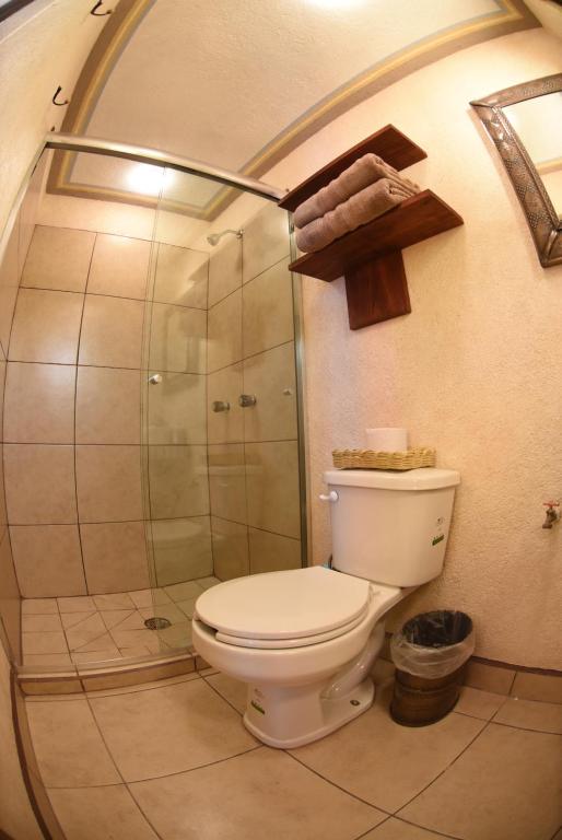 Koupelna v ubytování HOTEL CASA LIMON