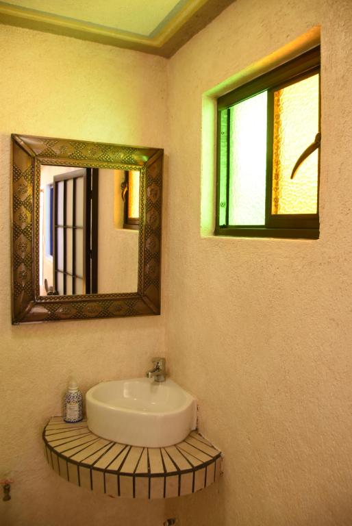 Koupelna v ubytování HOTEL CASA LIMON