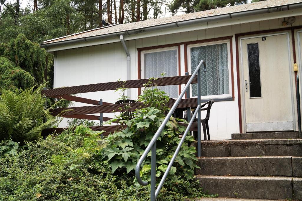 Ferienhaussiedlung am Chossewitzer See - Maison De Vacances