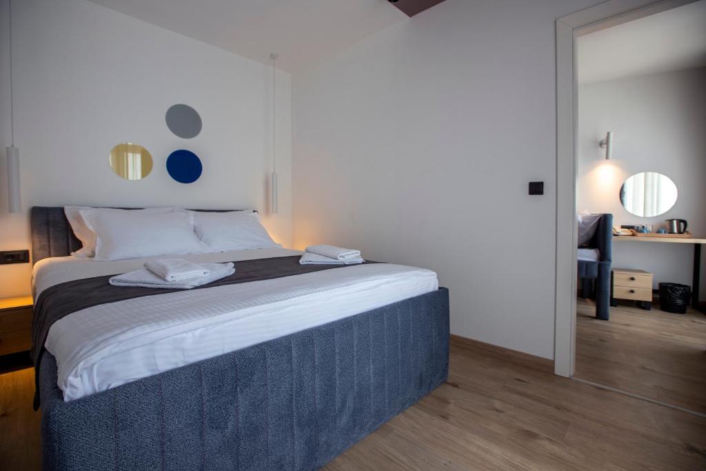 Postel nebo postele na pokoji v ubytování Hotel 4 Llulla