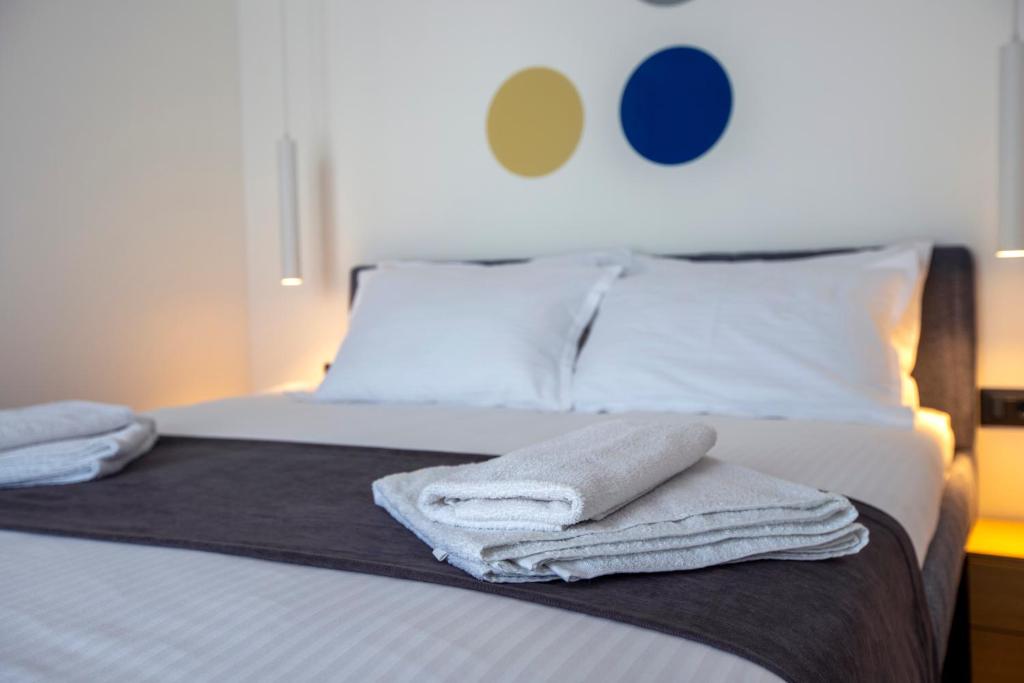 Postel nebo postele na pokoji v ubytování Hotel 4 Llulla