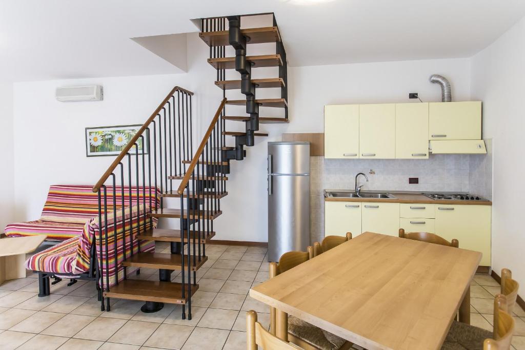 A kitchen or kitchenette at Villaggio Calycanthus