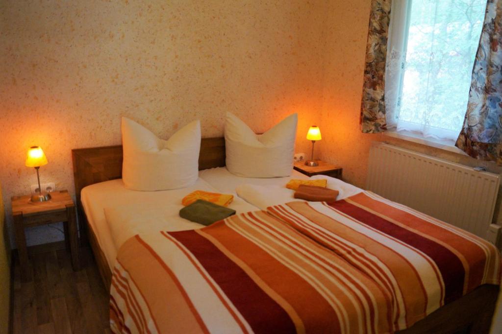 Ferienhaussiedlung am Chossewitzer See - Maison De Vacances