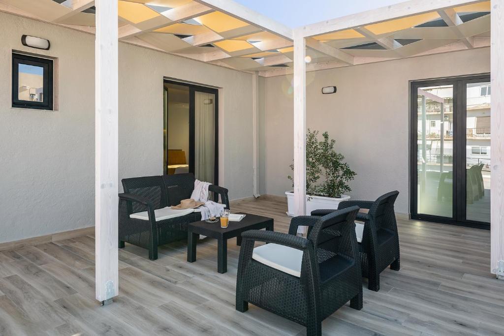 Posezení v ubytování Morum City Hotel Chania