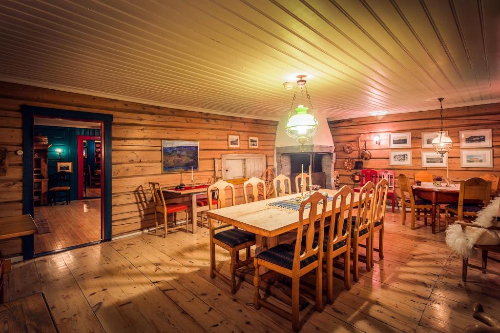 Restaurace v ubytování Hindsæter