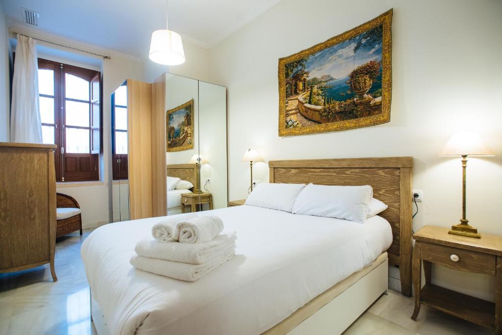 Apartamento en Plaza Nueva Sevilla, Seville, Spain - Booking.com