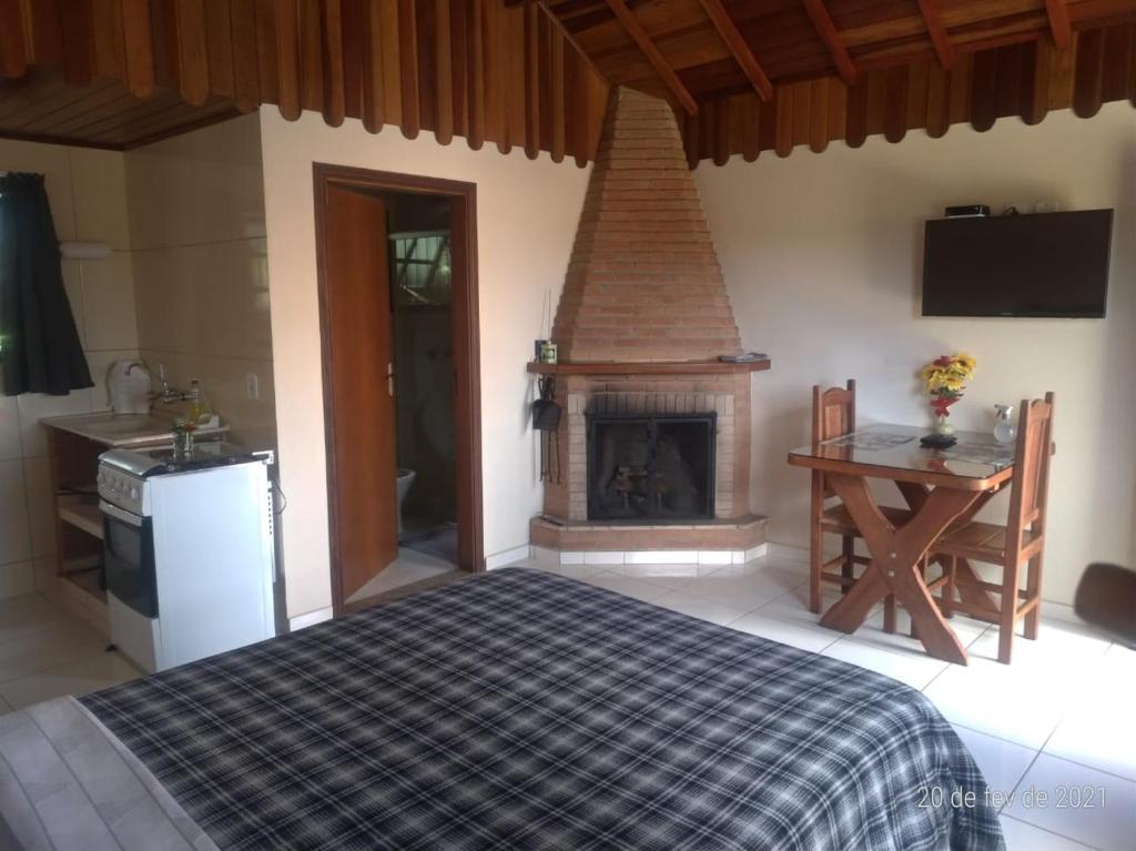  Ana Júlia Chalés - Monte Verde MG