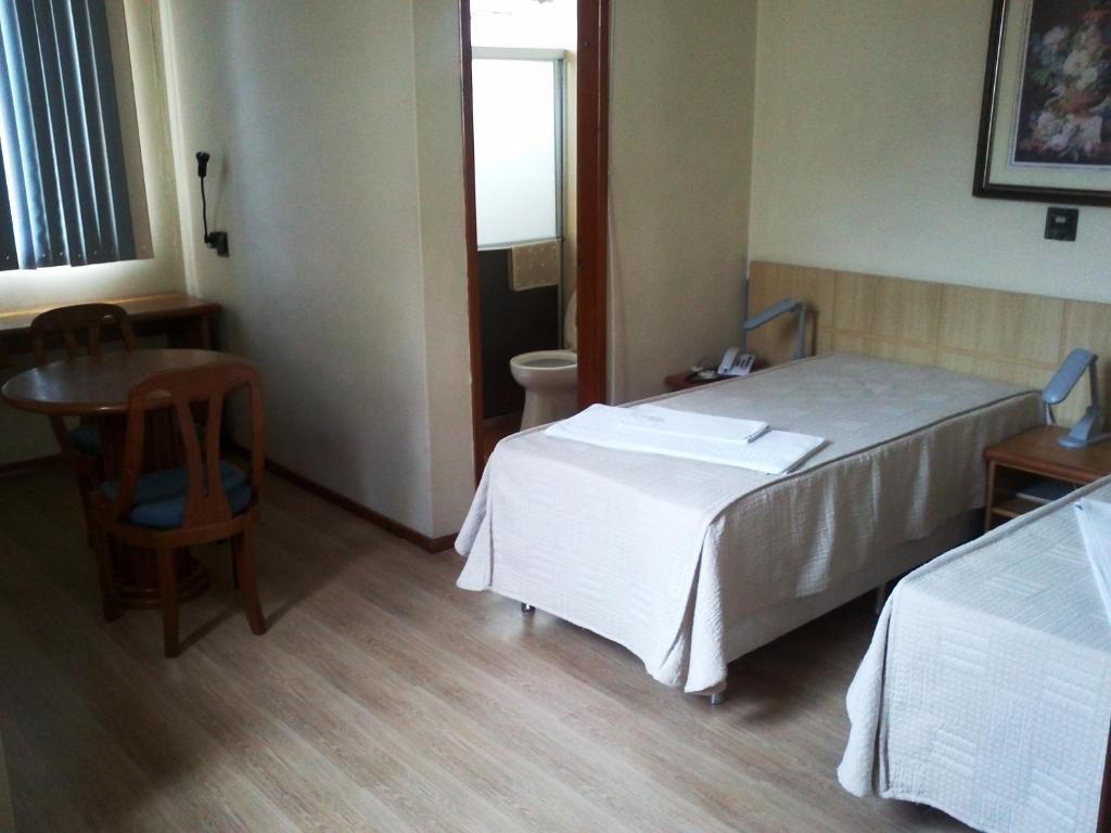  Hara Palace Hotel