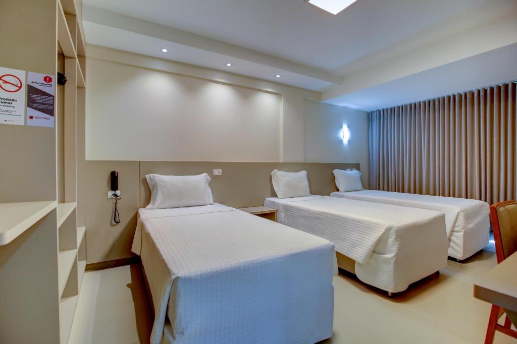  Novares Hotel