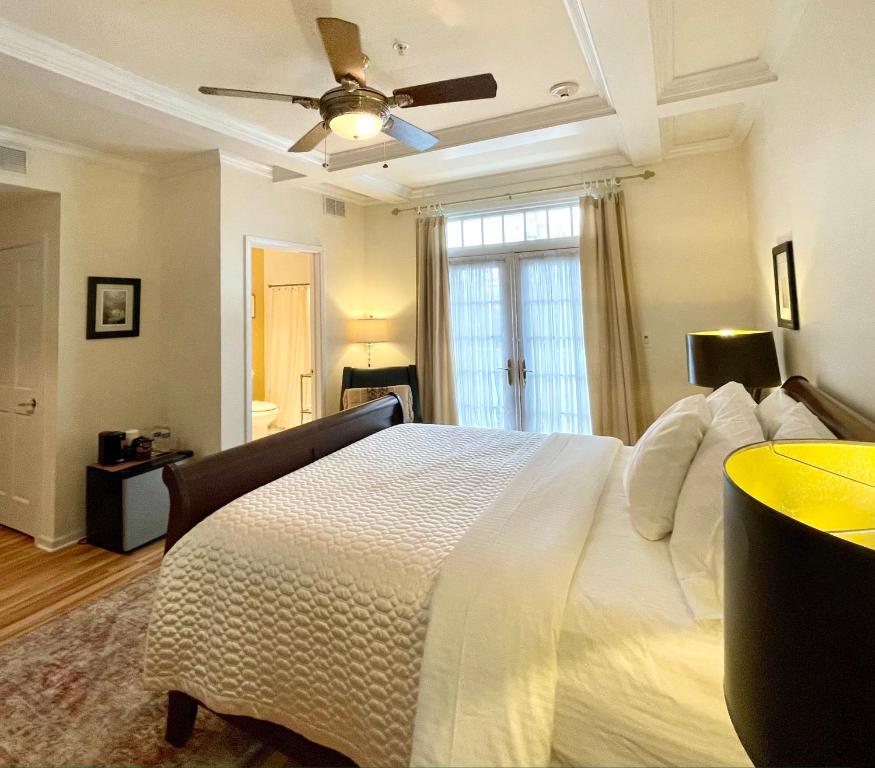 Inn on Main Hotel - Sala Queen Com Varanda (202)