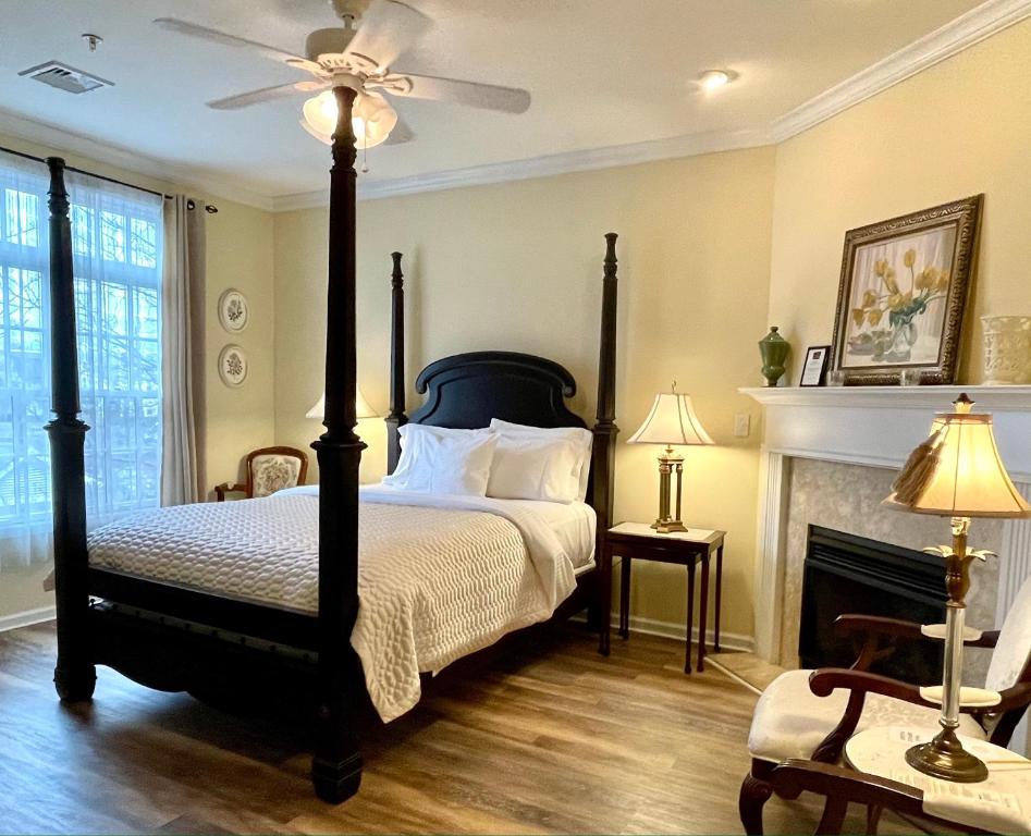 Inn on Main Hotel - Suite Queen