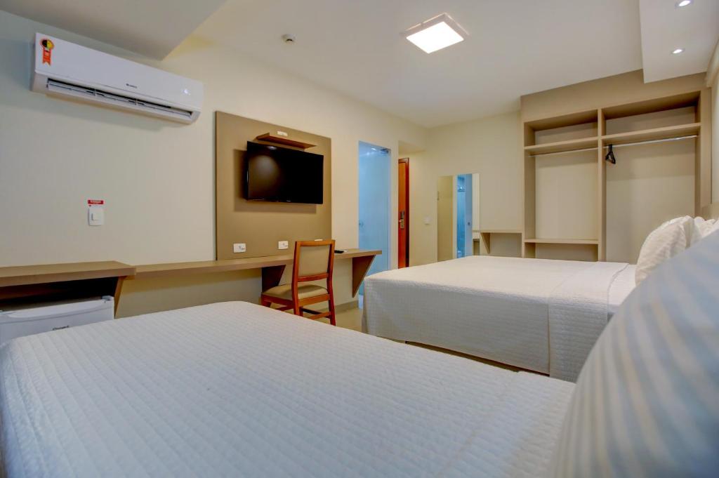  Novares Hotel