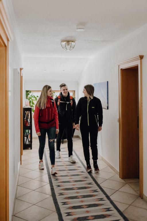 Hosté ubytování Dorfcafe Unken Hotelpension sWirtshaus im Dorf
