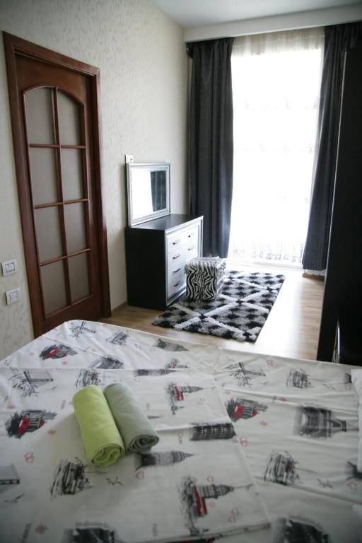 Yeniemlak az. Yeniemlak. Yeniemlak az. Эконом ремонт квартиры. Yeniemlak.