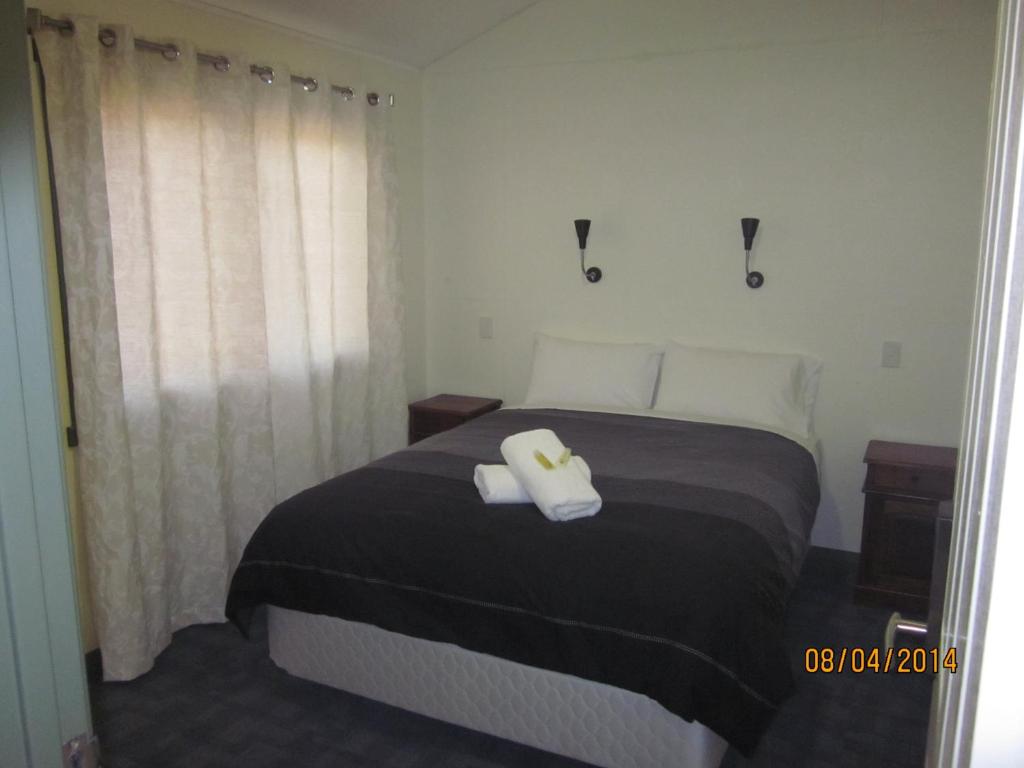 Chalets on Stoneville - Two-Bedroom Bungalow - Eco
