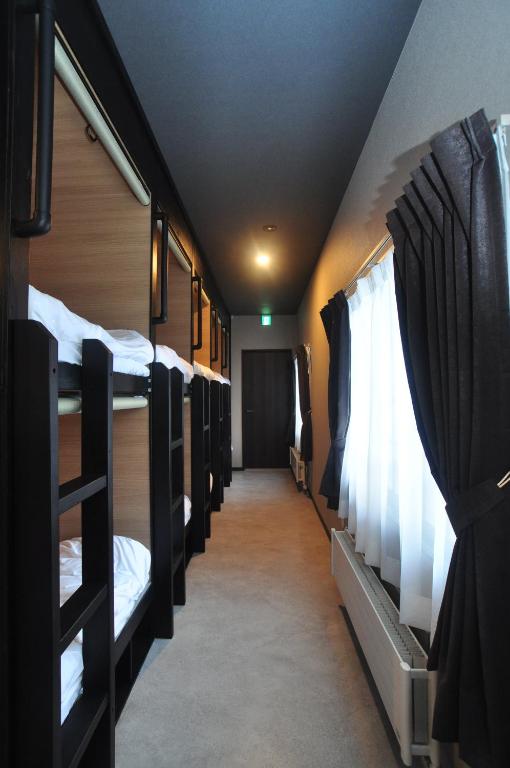 Rusutsu Grand Cabin - Bunk Bed In 20-Bed Mixed Dormitory Room