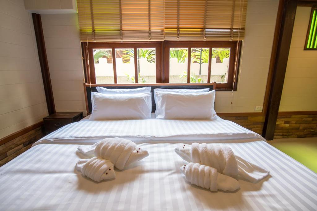 Suankaew Art Cottage - Casa De Quatro Quartos