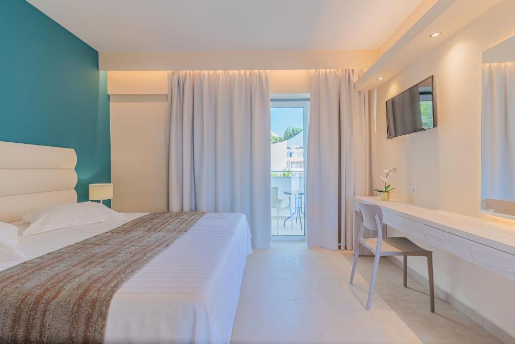 CHRISTA APARTMENTS - 6