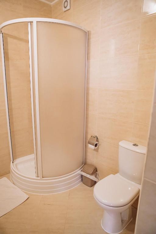 Sherwood Hotel - Habitación Triple Estándar