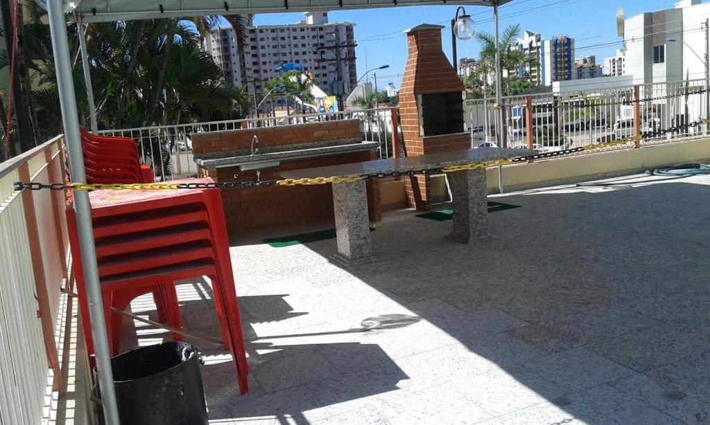 Zdjęcie z galerii obiektu CALDAS NOVAS - GO - Apartamento Parque das Aguas Quentes bloco 1 - em frente Clube Privê w mieście Caldas Novas