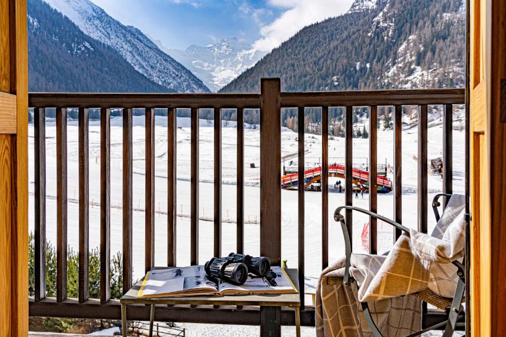 Nespecifikovaný výhled na hory nebo výhled na hory při pohledu z hotelu