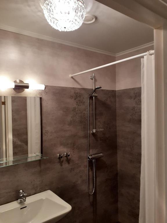 Koupelna v ubytování Hotell S:t Olof