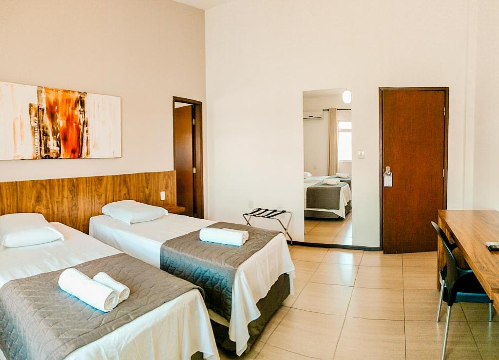  Cyrilo's Palace Hotel
