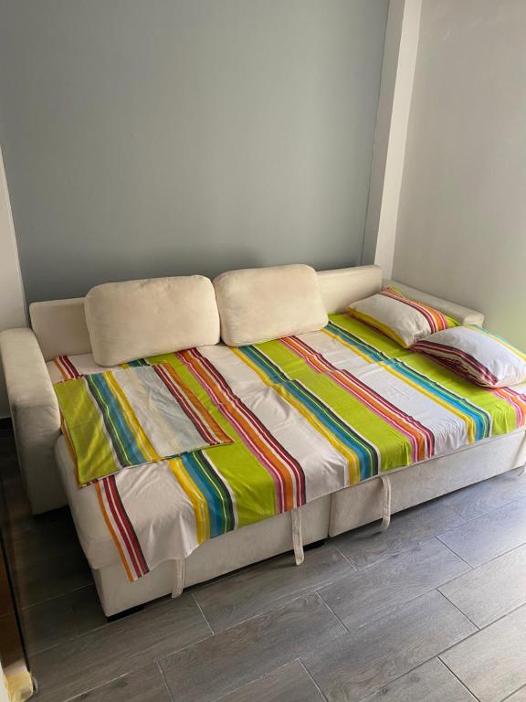 Łóżko lub łóżka w pokoju w obiekcie Jordans appartment