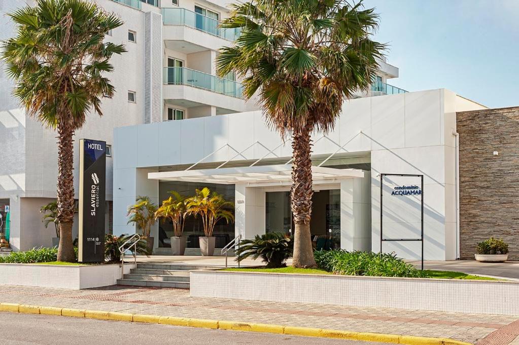  Aptos em hotel pé na areia nos Ingleses SLA